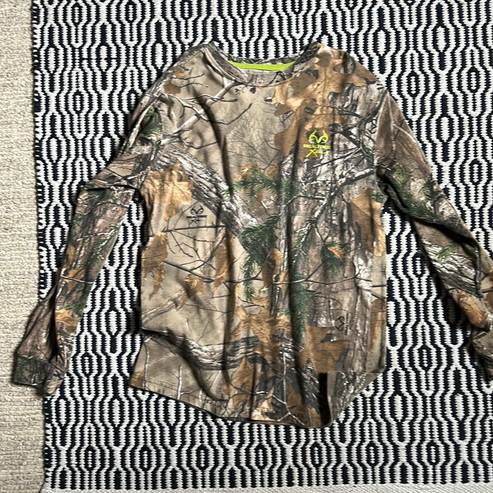 Boys XL Realtree Shirt
